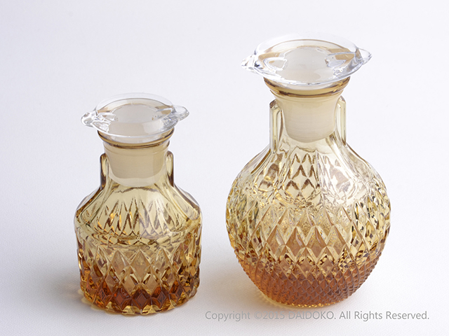 アデリア　醤油さし