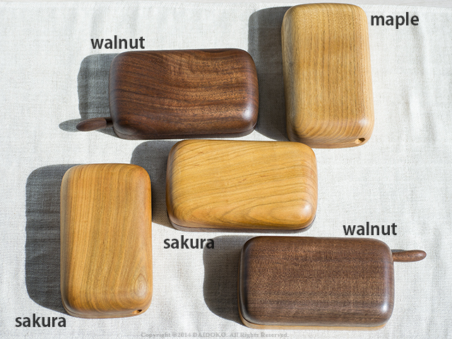 木製バターケース（ウォルナット）は木工作家の冨田聡子の工房COCO（工房ココ）の作品