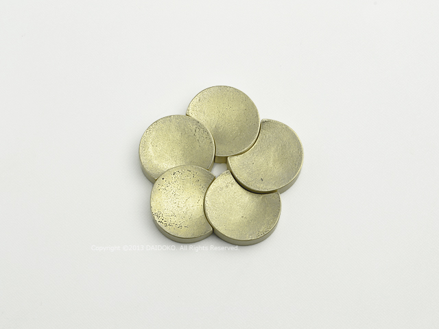 真鍮の生活用品ブランド 『FUTAGAMI 』箸置き「五つ月」【大治将