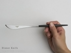 cutipol(キュティポール) のカトラリー　ＧＯＡ/ブラックシルバーシリーズのディナーナイフ　