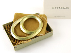 FUTAGAMI（フタガミ）の真鍮の栓抜き『日食』